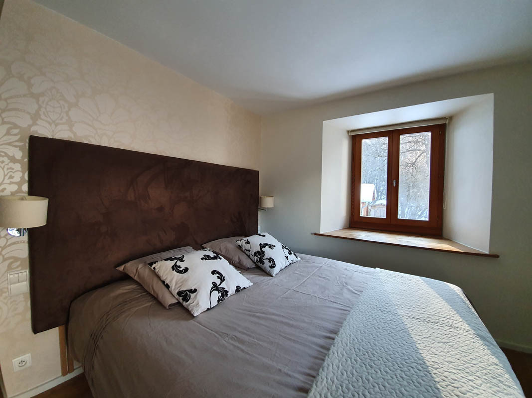 06-chambre-avec-fenetre.jpg