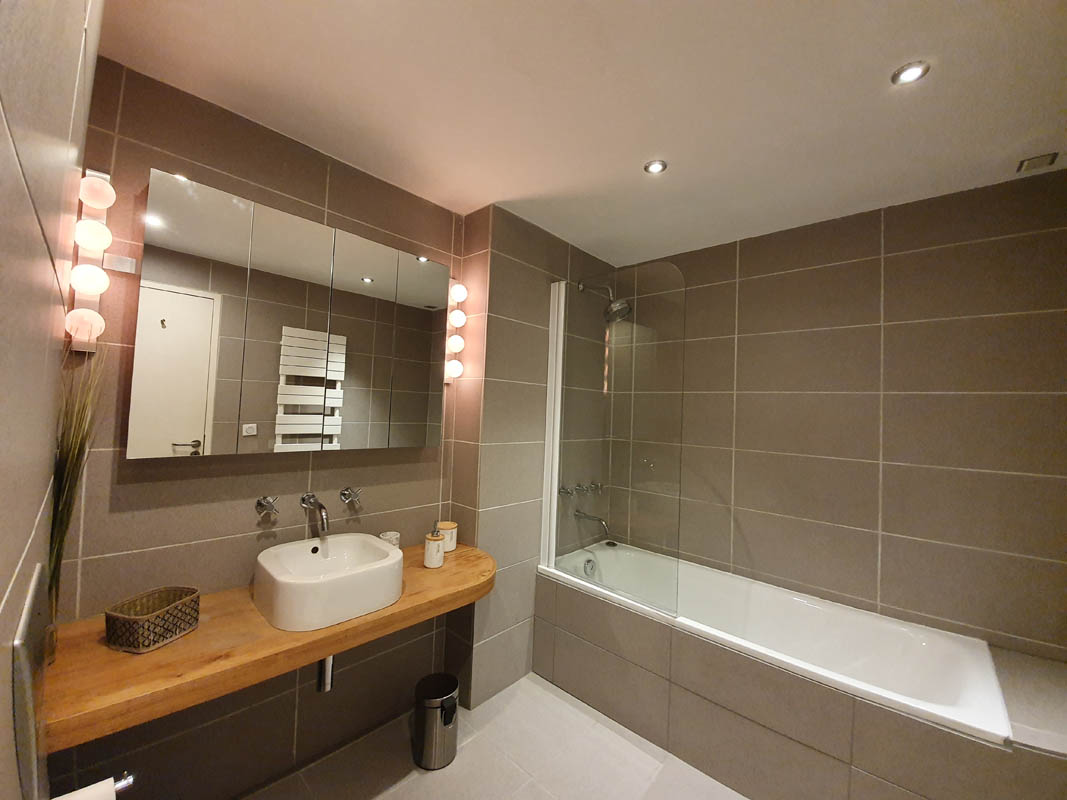 09-salle-de-bain.jpg